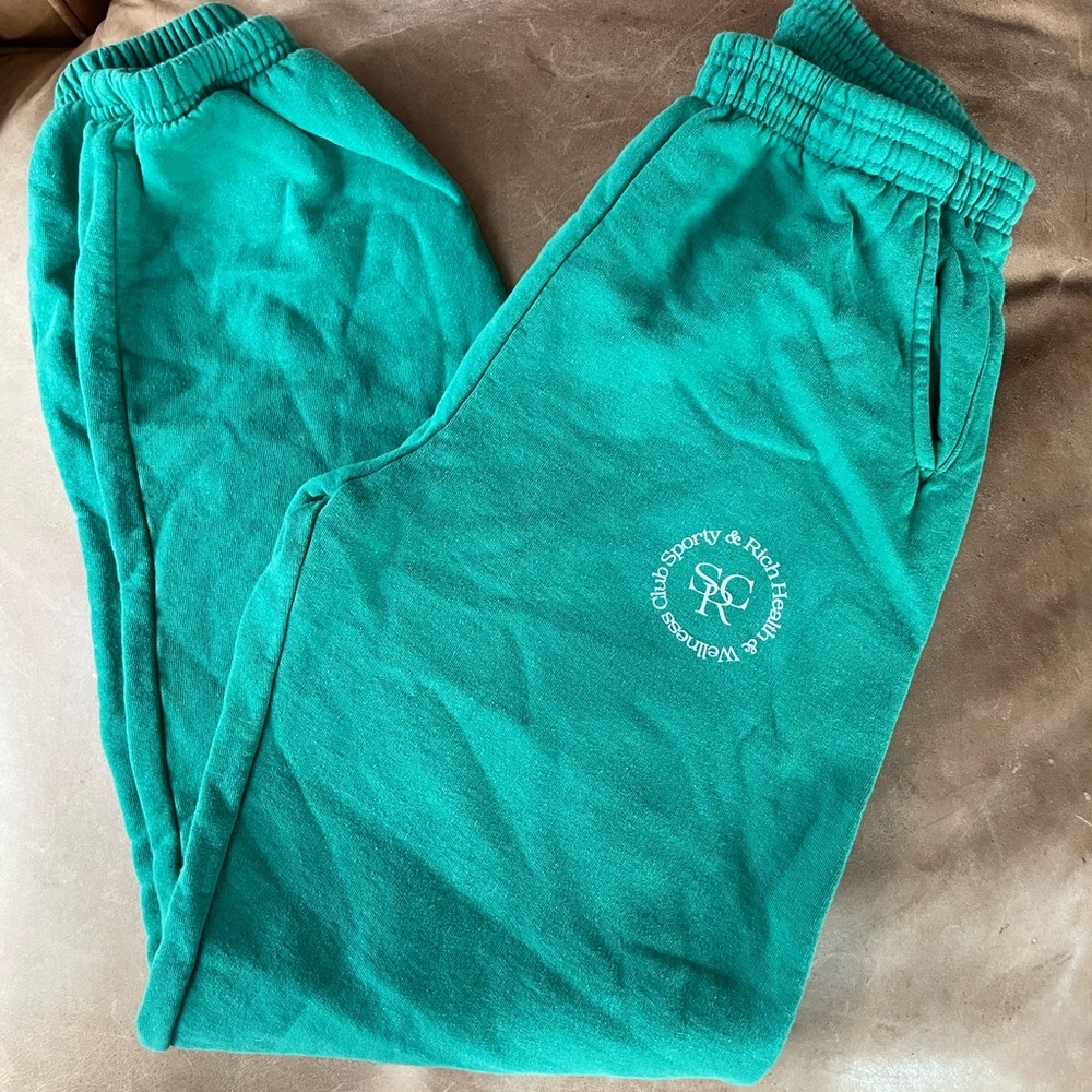Sporty and rich health and wellness club Kelly Green sweatpants
